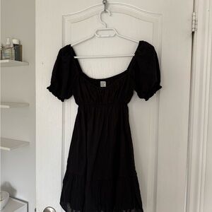 Elegant Black Puff Sleeve Dress